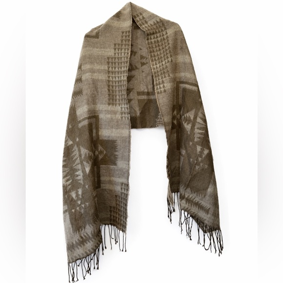 Ralph Lauren Accessories - Motivi scarf brown Italian Southwestern fringe